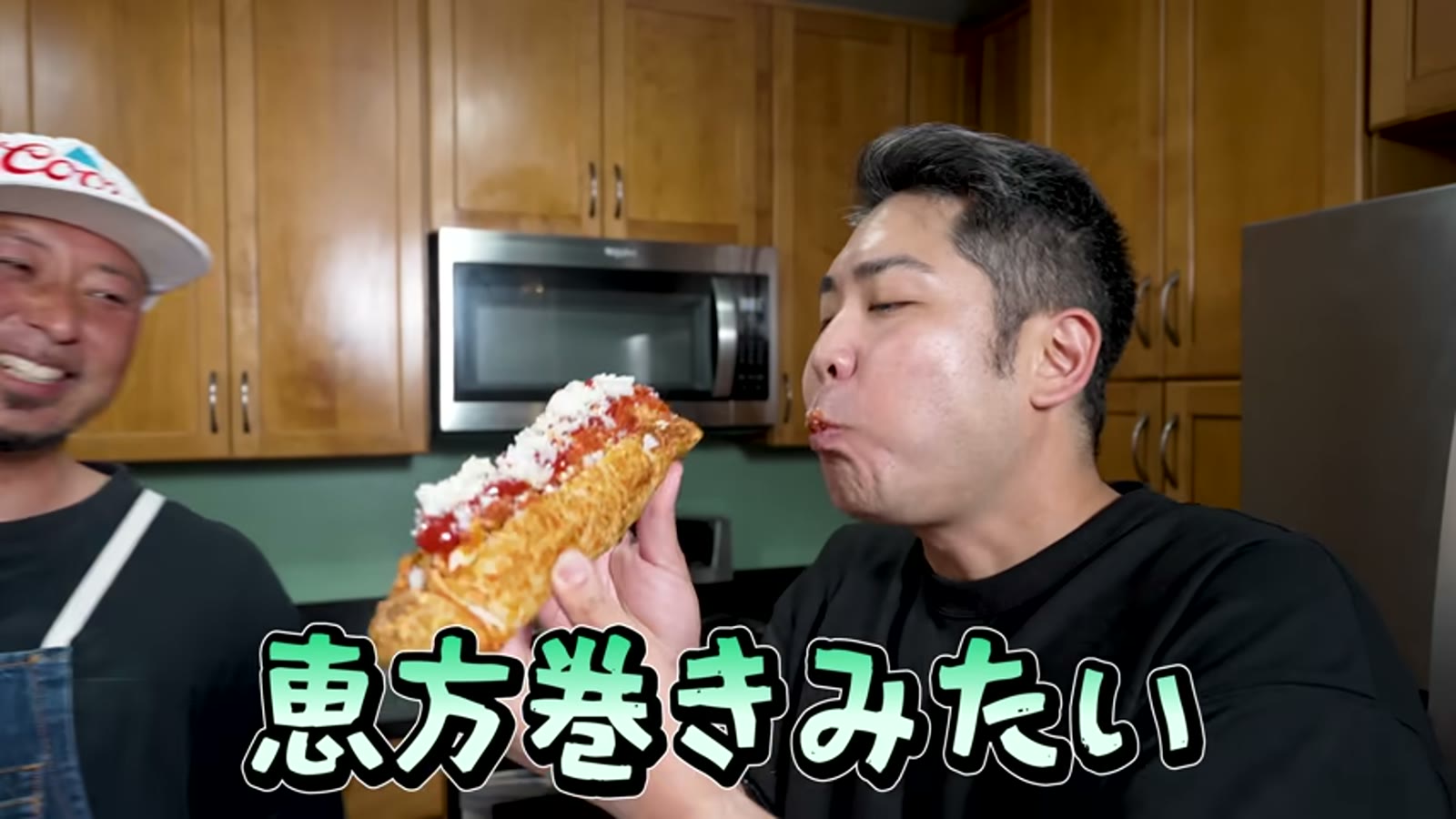 自分でオニオンを刻んで用意する様子