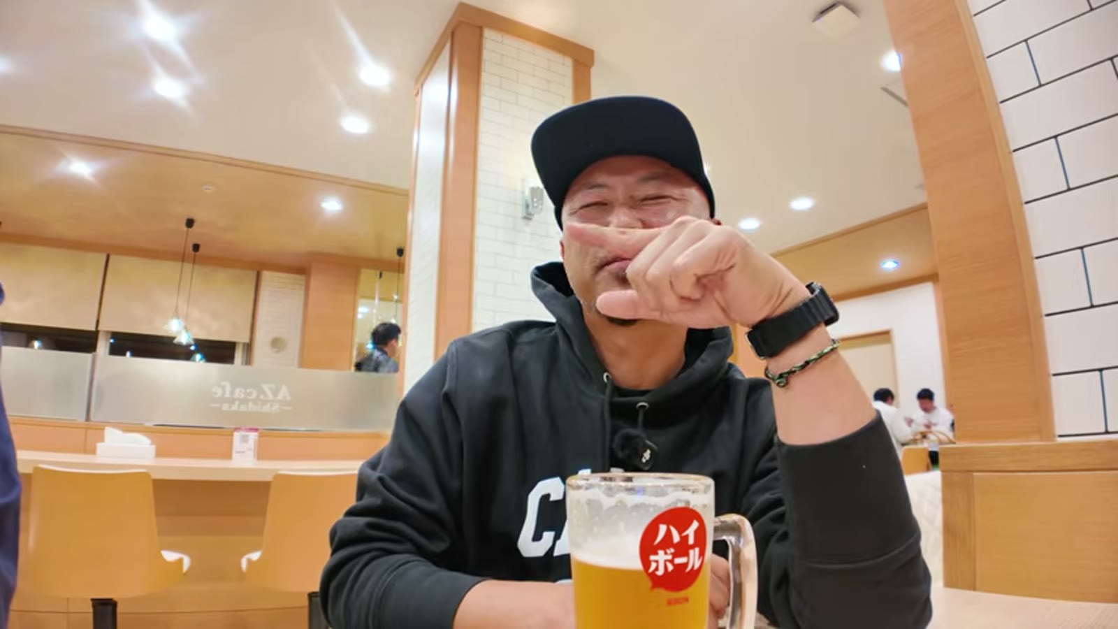 大分でまずは乾杯するところから