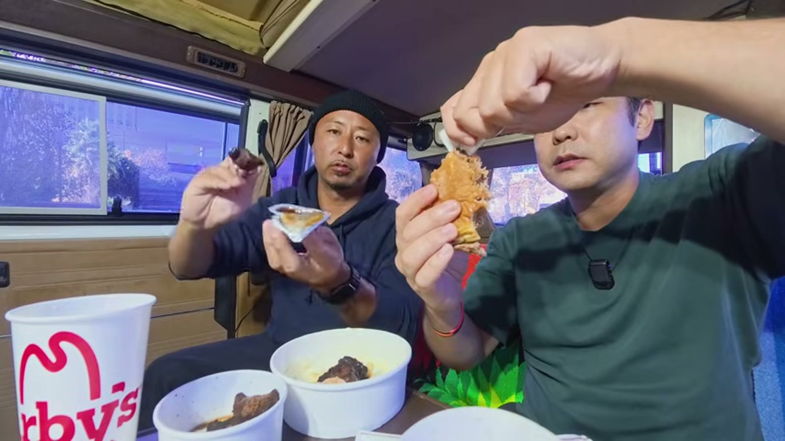 マッケンチーズ入りのステーキ丼が登場