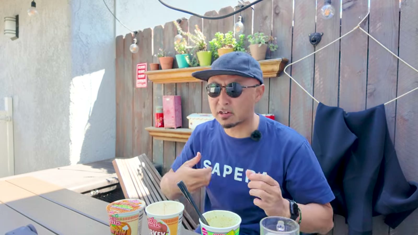 パンプキンパイ味を食べた直後の表情