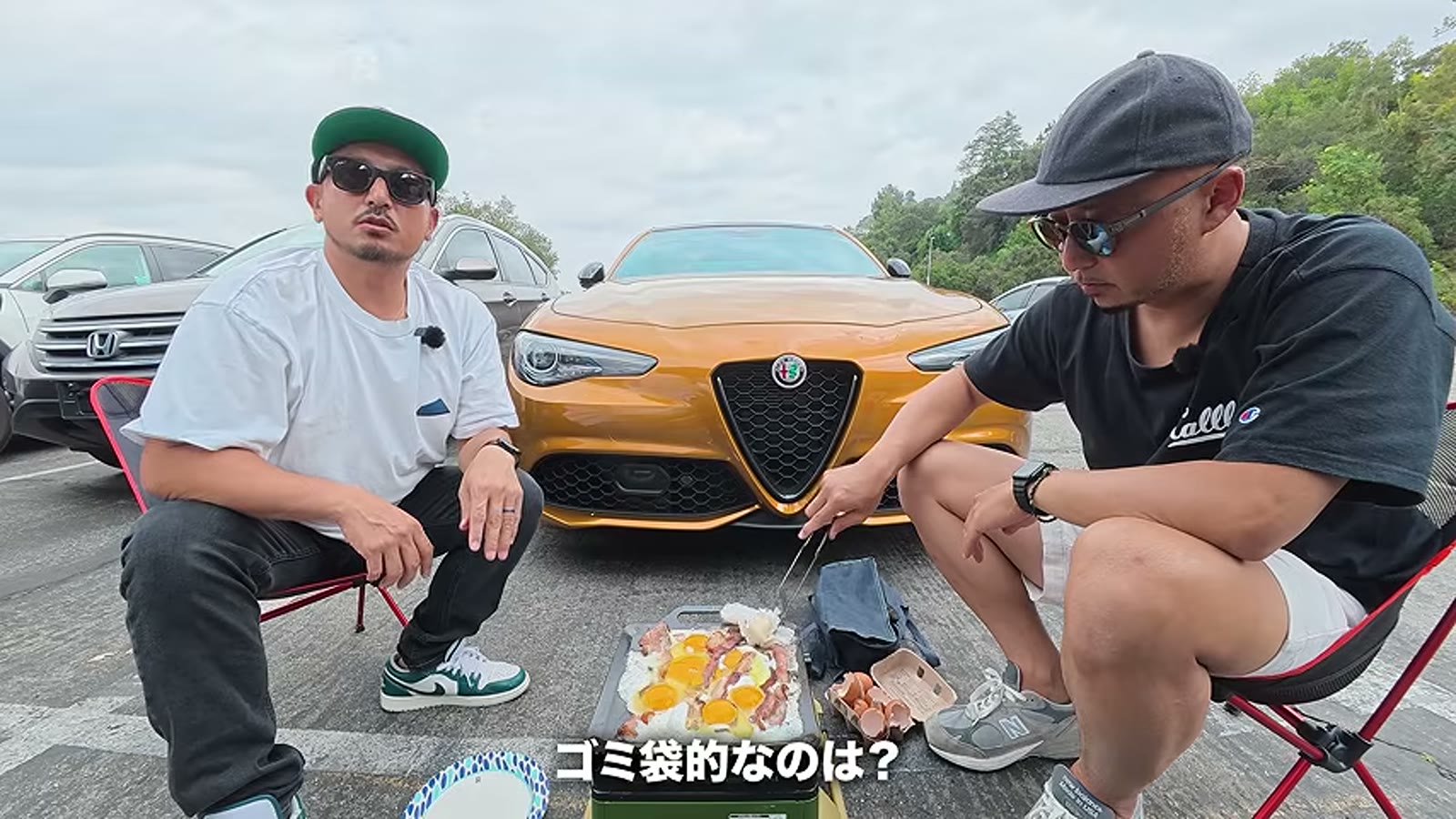 トレーダージョーズの食材を並べて準備