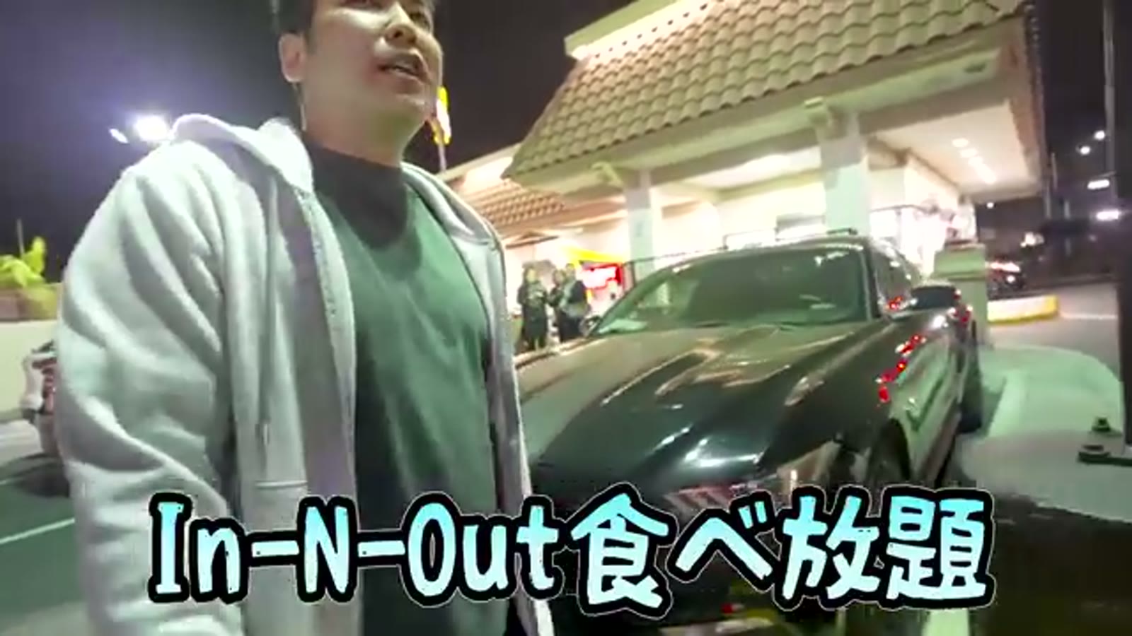 In-N-Outの店舗前、行列ができる人気ぶり