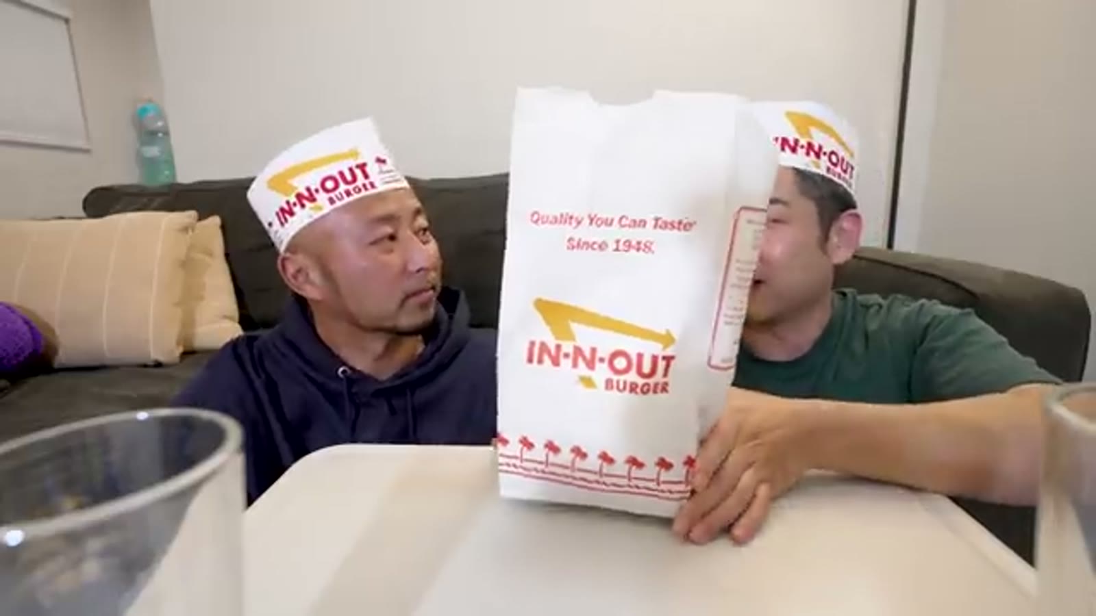 アニマルスタイルのチーズバーガーが登場